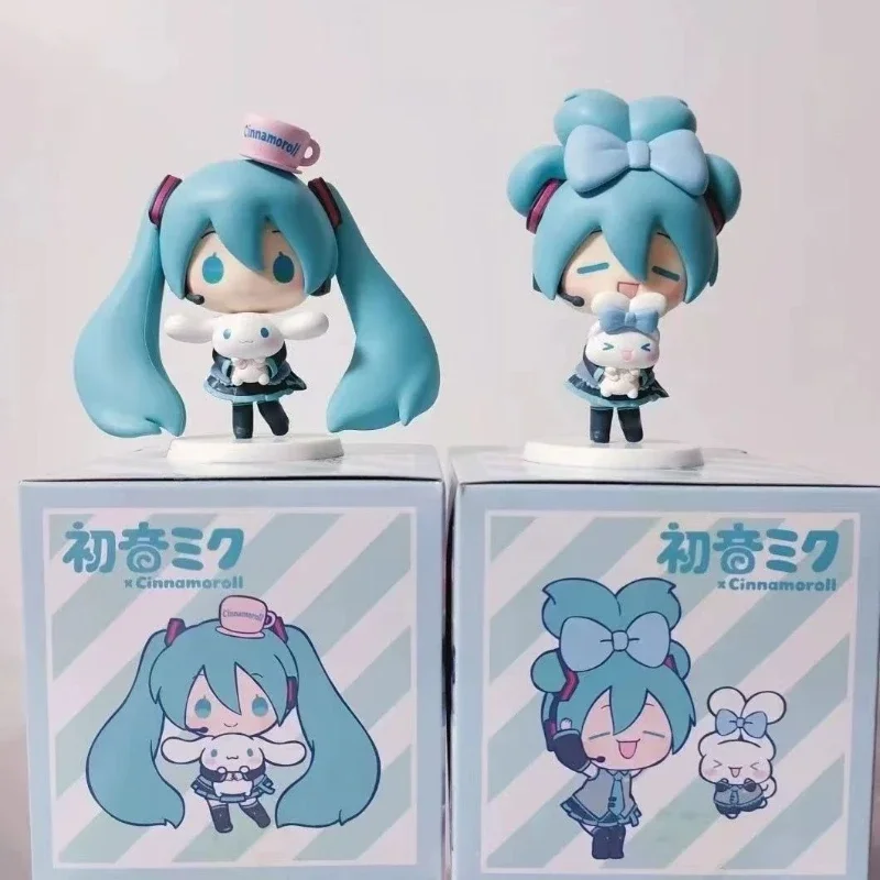 Anime Bella Ragazza Hatsune Miku Figura Modello Carino Miku Cinnamoroll Kawaii Figura PVC Q Versione Collezione Ornamento Regali Di Compleanno