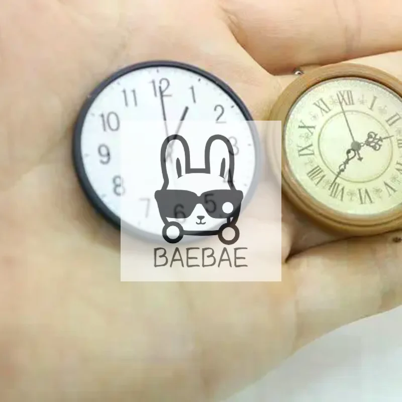 Horloge murale Miniature rétro européenne pour maison de poupée 1:12, 1 pièce, accessoires de décoration pour maison de poupée, meubles de jeu, jouet