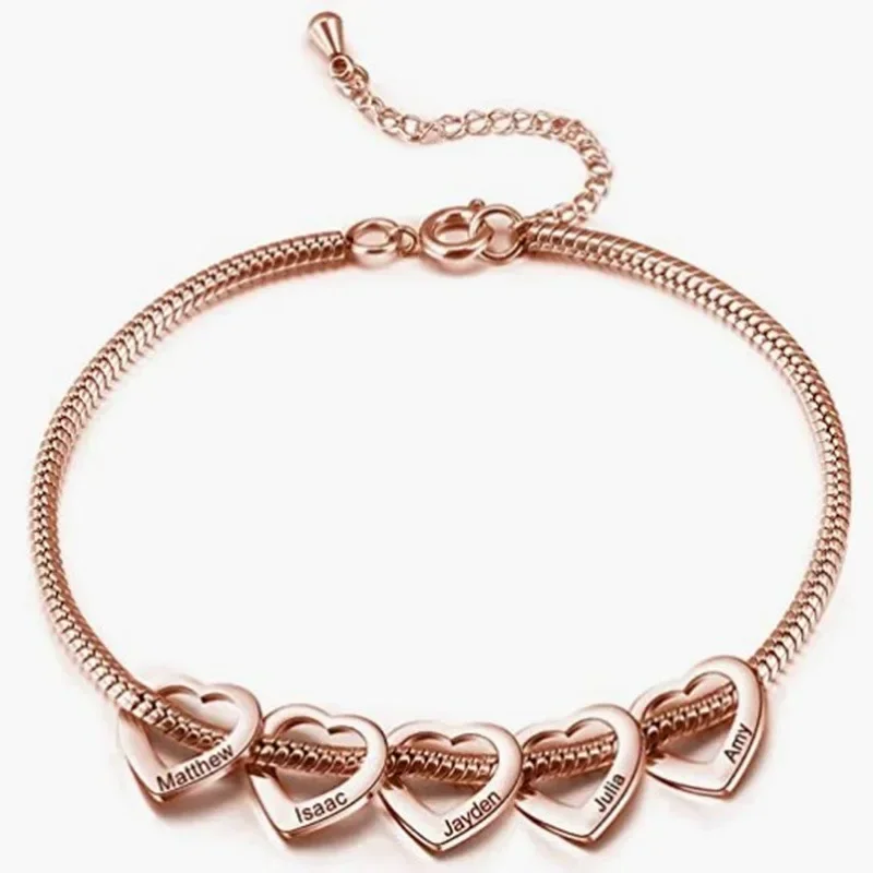 Nome del membro della famiglia inciso Bracciale con cuore d'amore Bracciale con ciondolo in acciaio inossidabile 316L Gioielli da donna Regalo di compleanno per la festa della mamma
