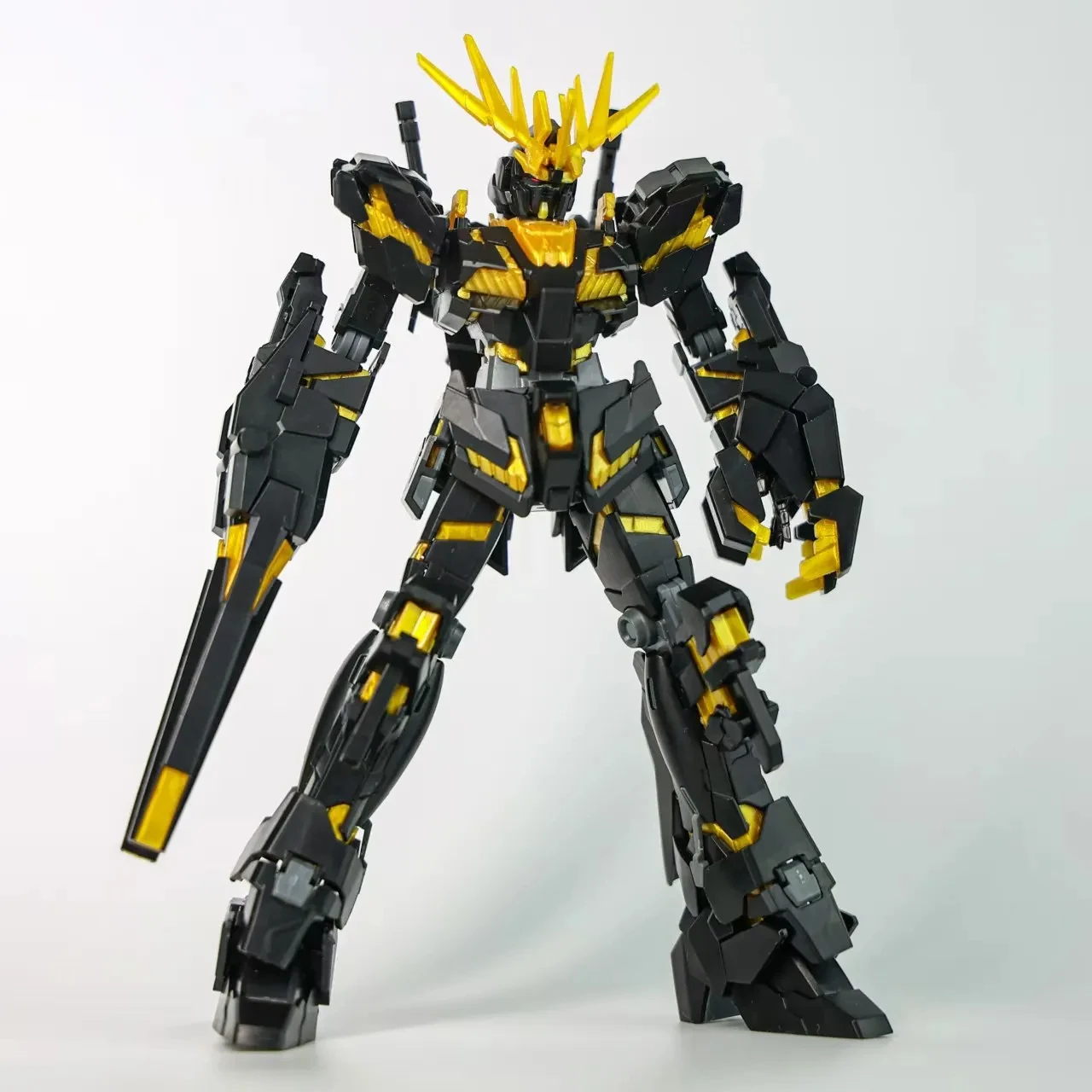 XINGDONG XD HG 1/144 Model Kit BANSHEE Unicorn 02 black gold Color Assembly Model Kit Action Figures Plastic Model robot Toy