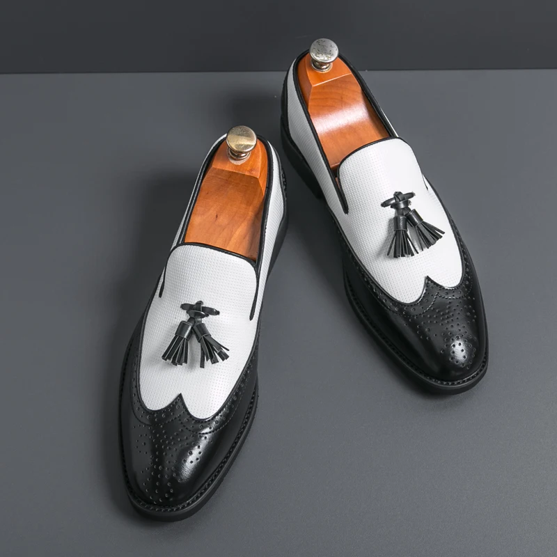 

Men Loafers Round Toe Low Heel Color Blocked Fashionable Retro Classic Tassel Formal Shoes Extra Large