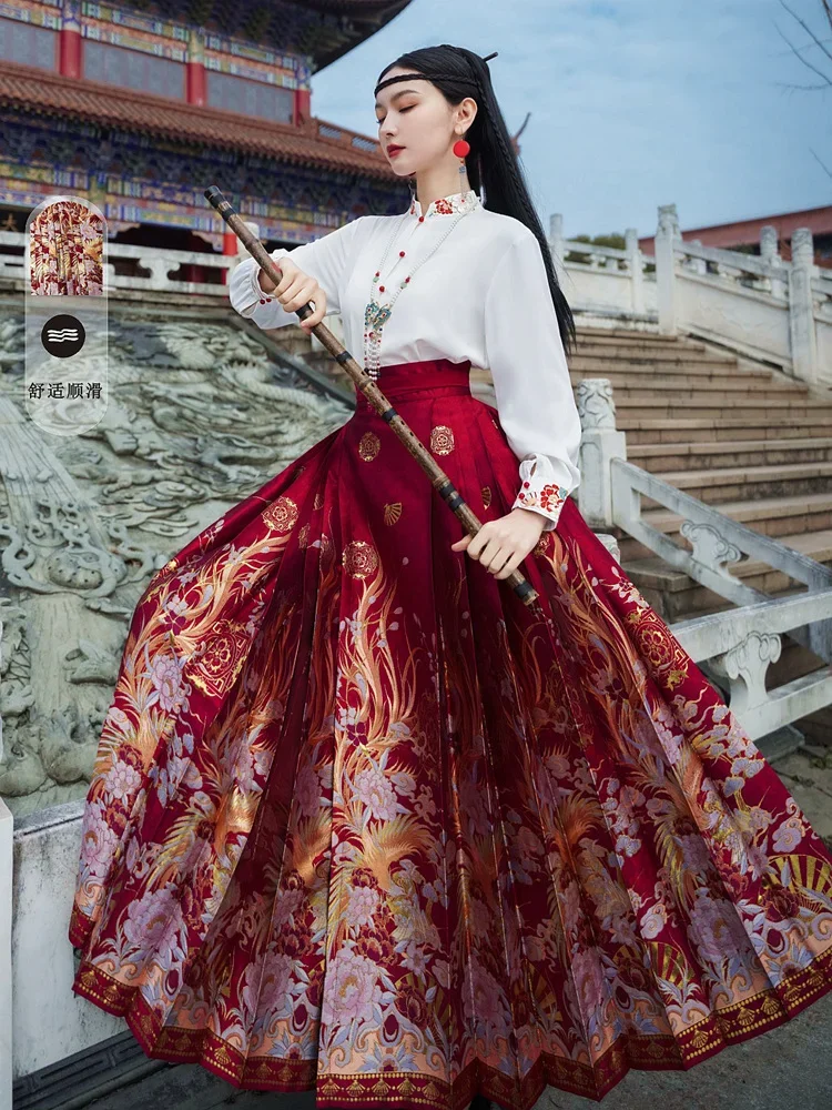 

Red national style horse dress 2024 autumn new woven gold makeup heavy industry embroidered stand-up collar top toast hanfu set