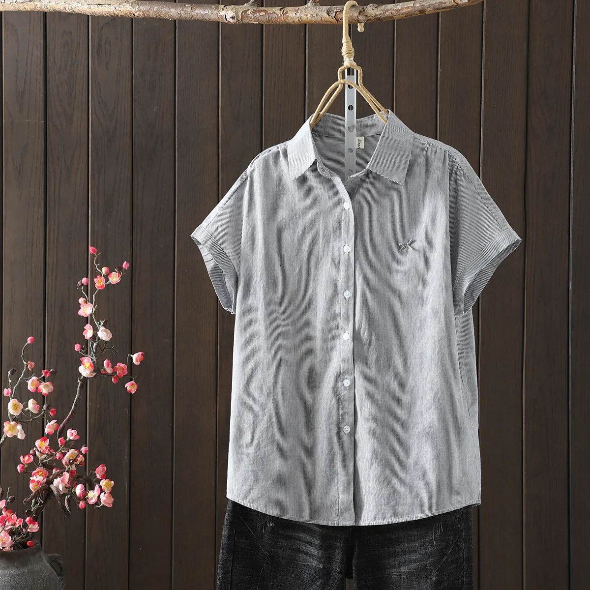 Nueva camisa de manga corta de algodón de verano 2025, lazo con cuello vuelto para mujer, blusa holgada informal sencilla y dulce para chica Mori T54620CC