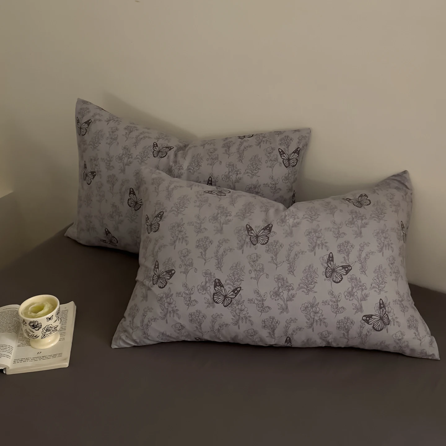 100% Cotton PillowcasesGray Butterfly Floral Print Home Bedding Decorative Beauty Pillow Cover Soft Pillow Case
