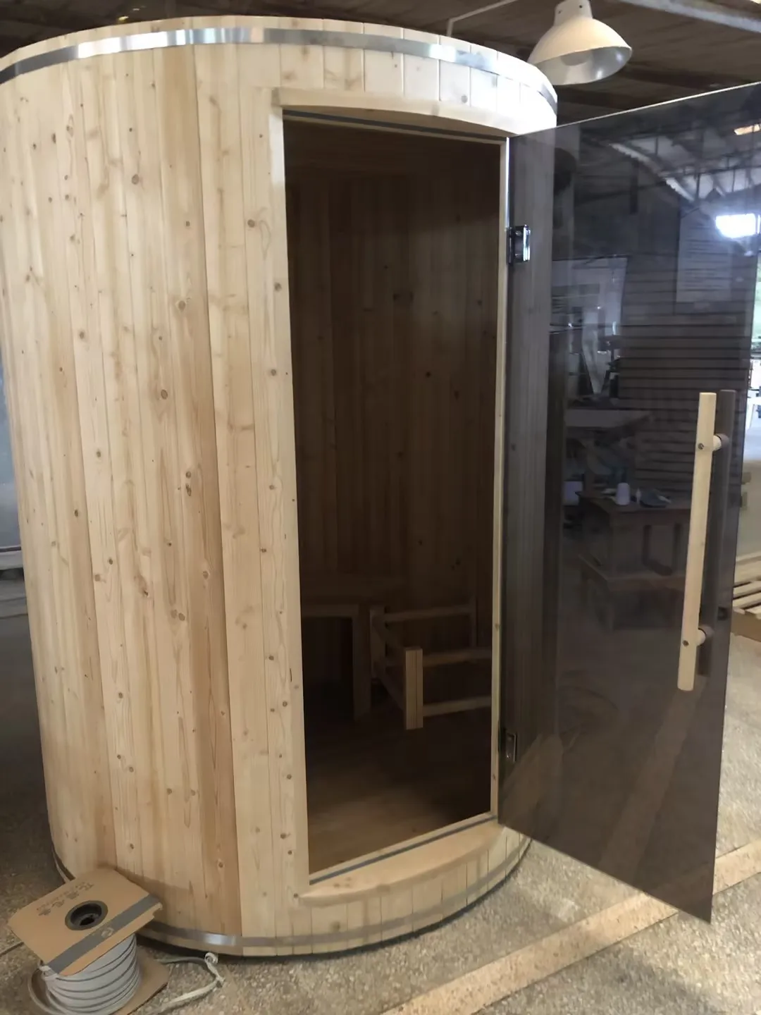 New Design Vertical Barrel Outdoor Sauna Room with Stove for 2-3 people to enjoy