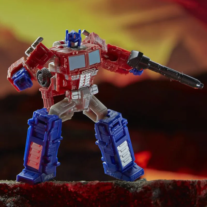 100% In Stock Original Hasbro Takara Tomy War for Cybertron Kingdom Core WFC-K1 Optimus Prime Figures Action Toys