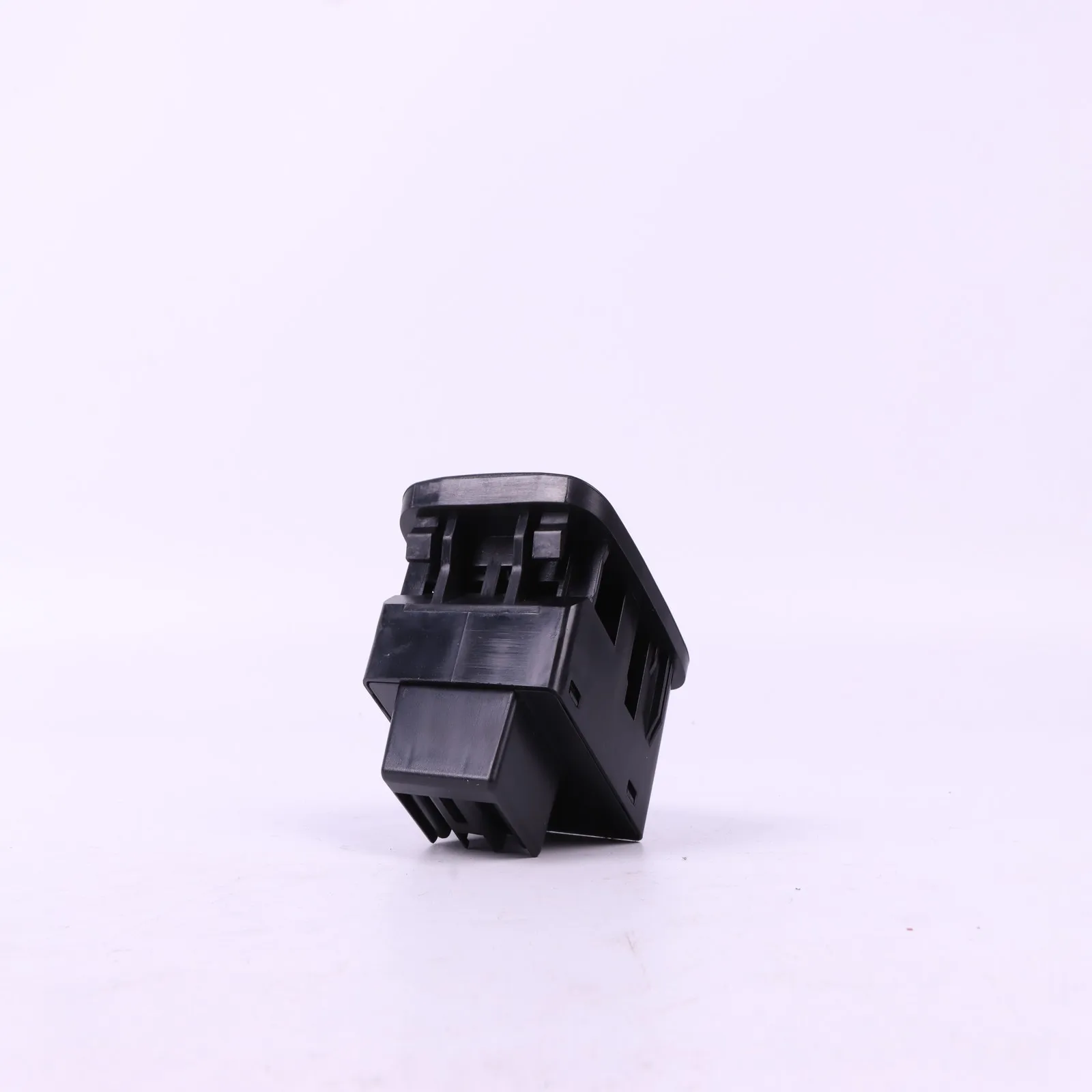 

Центральная консоль переключателя стеклоподъемника для Mazda Miata 1999-2000 NC11-66-350B-02