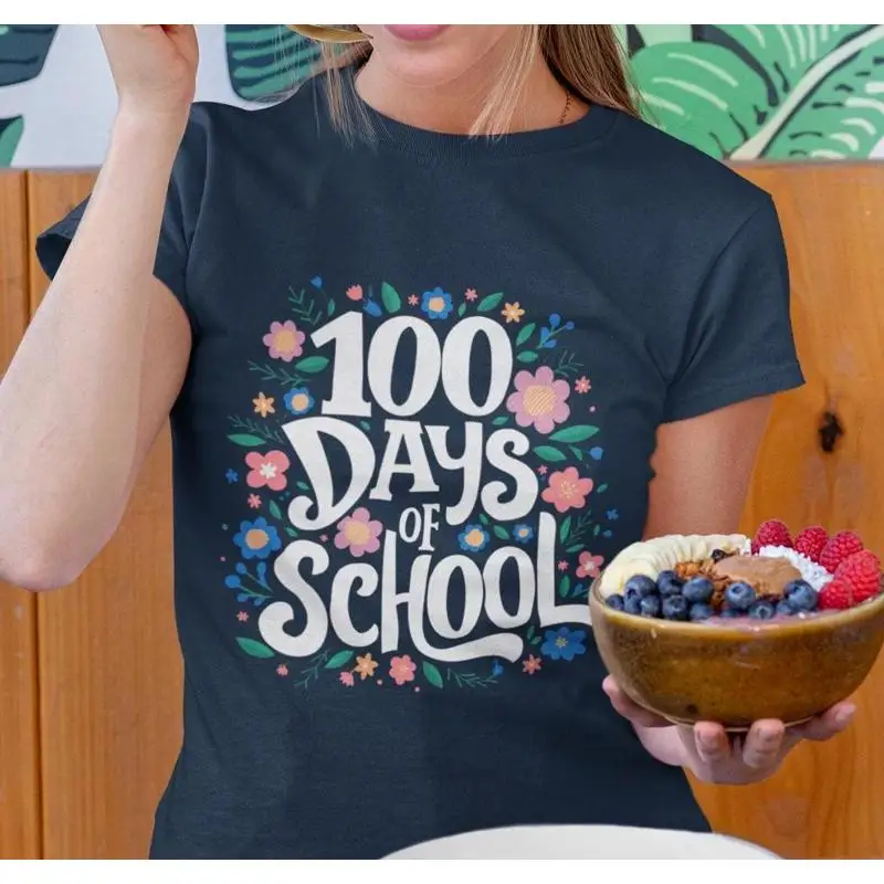 

Ретро футболка с цветами 70-х годов, учитель 100 дней школы, топ в винтажном стиле, уникальный дизайн шрифта, крутые семьдесятых