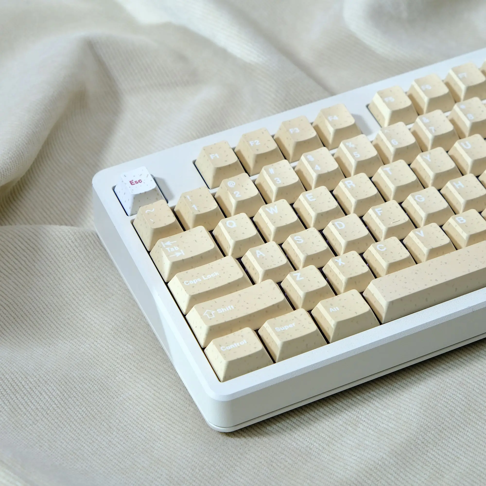 

130 Keys Sandy land Cherry Profile PBT Keycaps Five Sides Dye Sub Keycaps for Gateron MX Switches Mechanical Gaming Keyboard