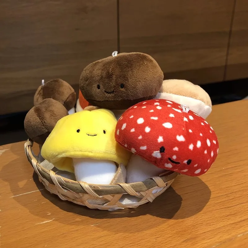 Original Qualia Gashapon Shiitake Plush Pleurotus Eryngii Qversion Mini Flocking Anime Action Figure Model Toy Gift Collection