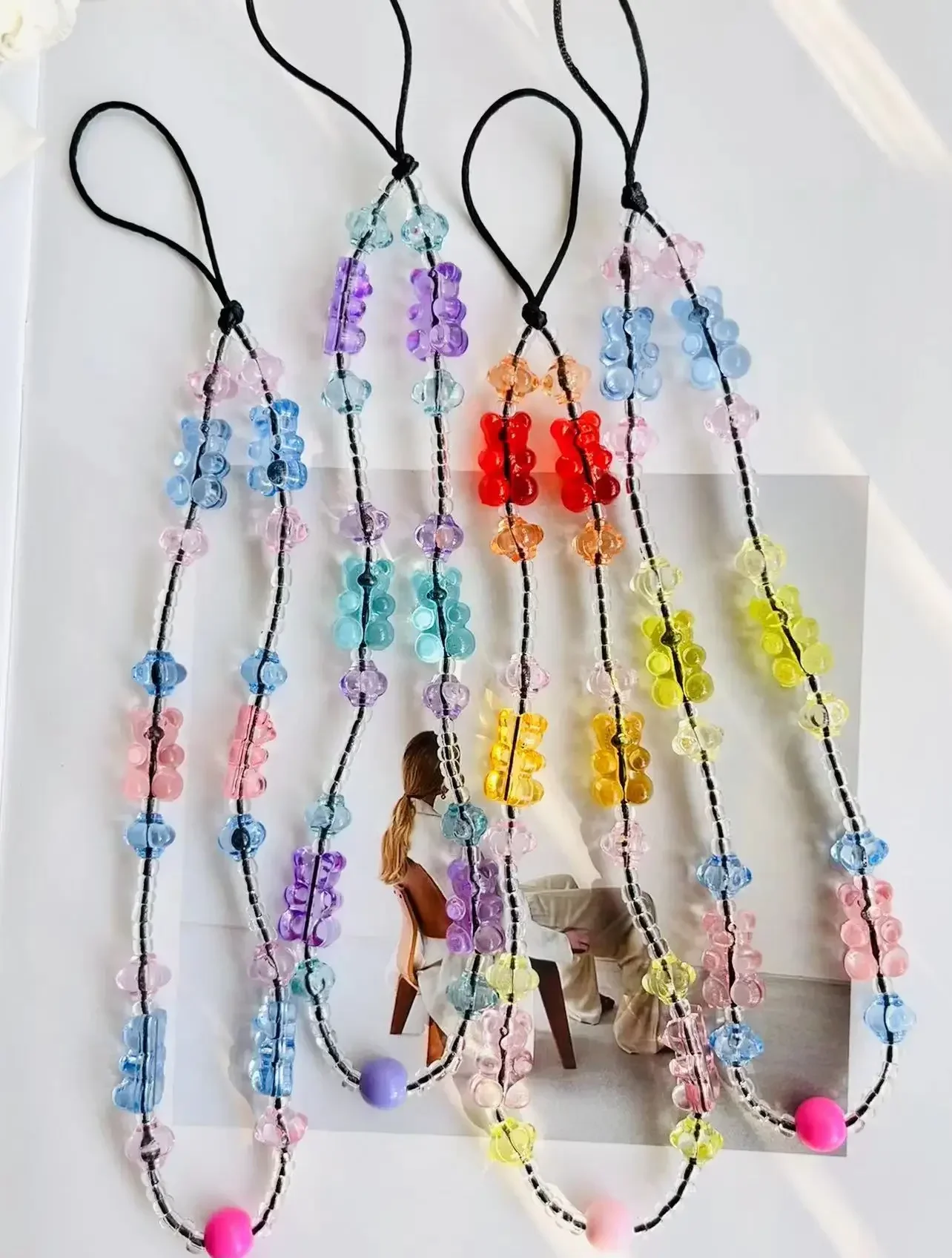 

Transparent Colorful Resin Bears Mobile Phone Chains for Girls Women Cute Gummy Bear Cell Phone Charm Strap Pendant Accessories
