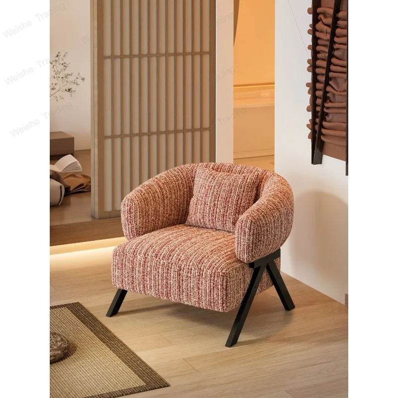 

Medieval casual croissant chair household living room small solid wood retro single sofa chair hotel B & B