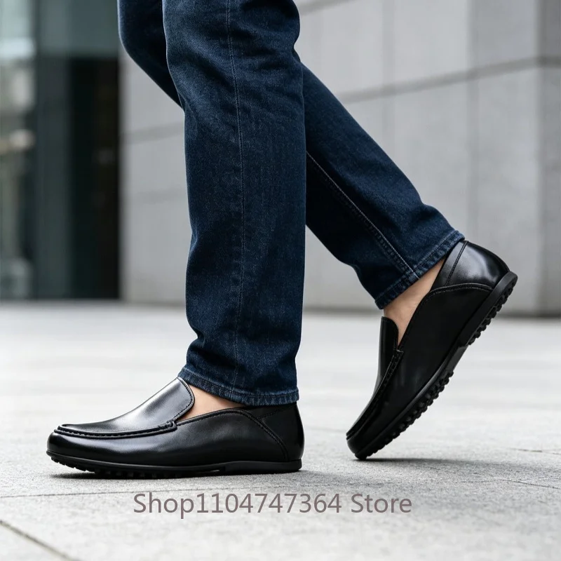 British Retro Handmade Genuine Leather Slip on Soft Sole Loafers Men's Cowhide Walking Outdoor Casual Leather Shoes Male Youth