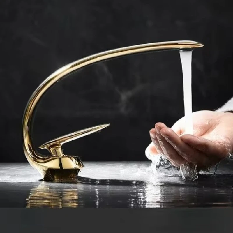

Creative Bathroom Sink Faucet Tap White Brass Wash Basin Faucets Single Handle Hot and Cold Waterfall Modern Elegant Mixer Tap