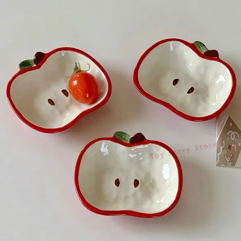 

Cute Ceramic Apple-type Dipping Sauce Dish Home Kids' Cute Tableware Creative Fun Apple-shaped Rice Bowl