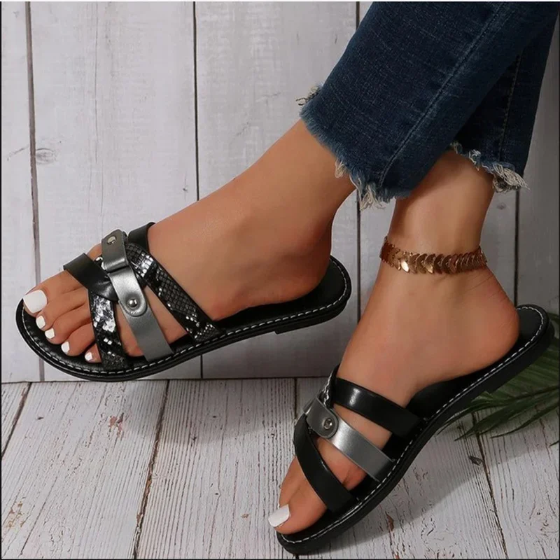 Women's size one line with flat sole sandals, leopard print color scheme, European and American style, casual and comfortable