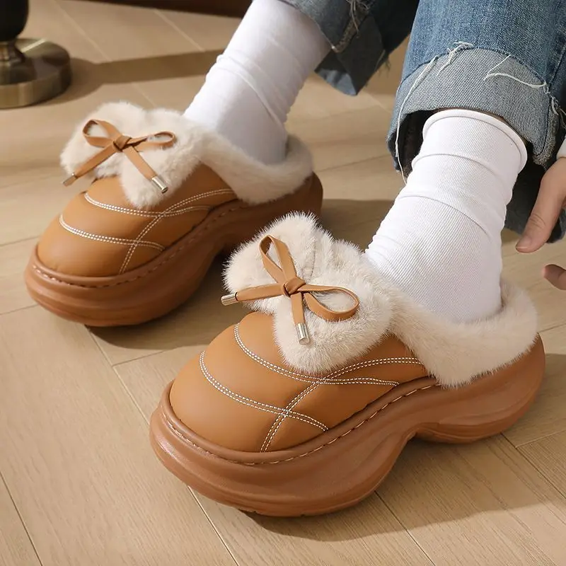 

​Women's Thick Sole High Heel Slippers Winter Warm Furry Lined PU Leather Waterproof Outdoor Slippers Thickened Heeled Design