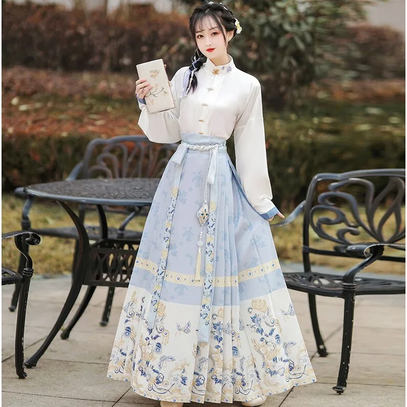 

2026 spring and summer new Ming-made Hanfu women, improved national style, daily thin horse skirt, a full set of ancientclothing