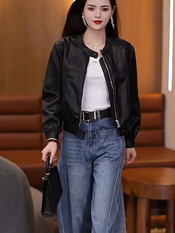 เสื้อแจ็คเก็ตหนังคอตั้งแฟชั่นใหม่ ฤดูใบไม้ผลิ 2025 ทรงหลวม ใส่สบาย ช่วยพรางหุ่น  สำหรับผู้หญิง  แบบซิป แขนยาว ทรงปกติ