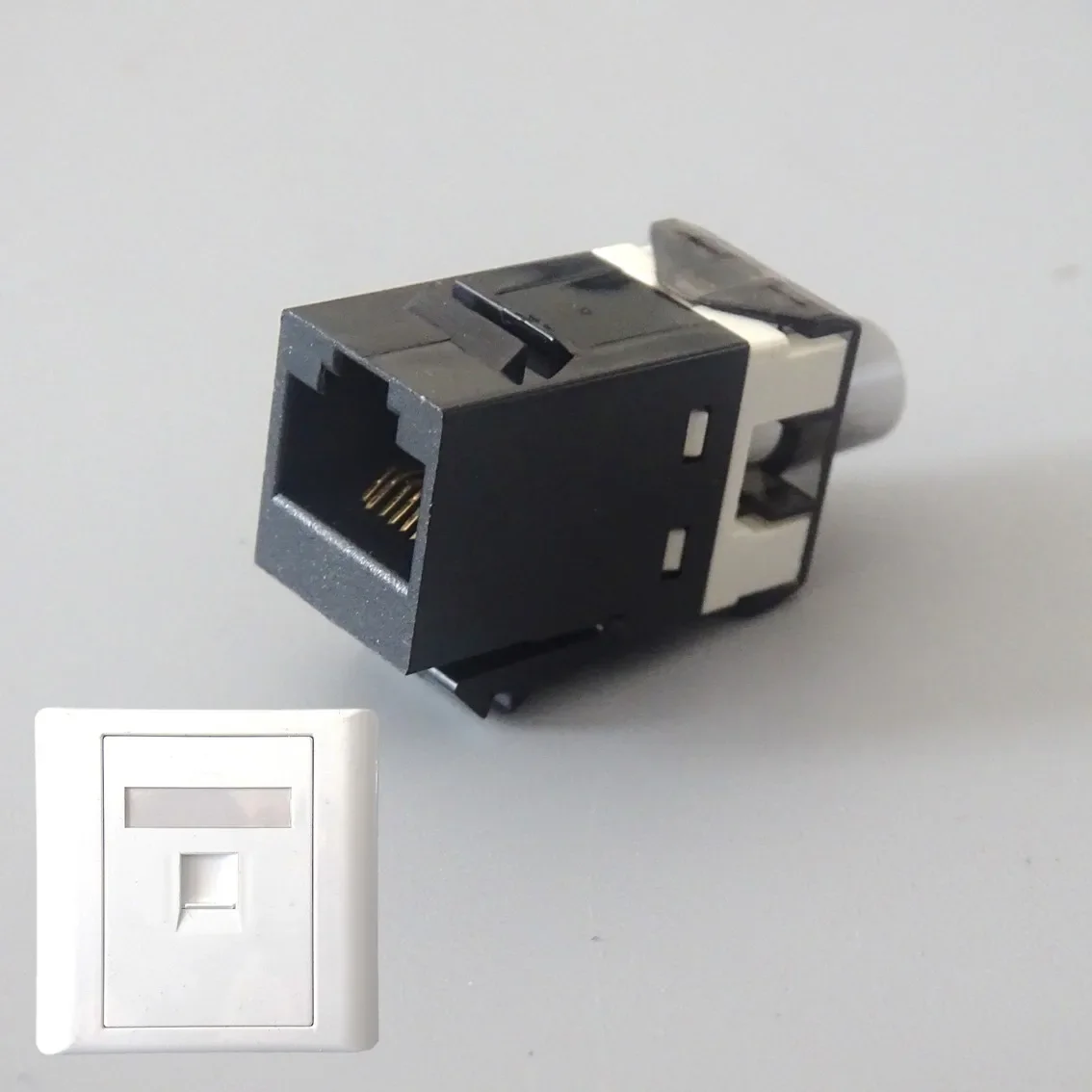 RJ45 connector CAT. 6- Category 6 180 degree network module with hook (5) blue and black