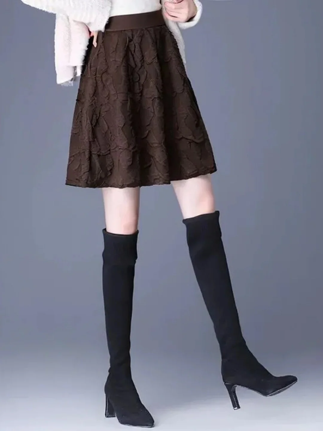 

Юбка А-силуэта с высокой талией из трикотажа для полных женщин: осенне-зимняя модная, стройнящая, универсальная повседневная юбка