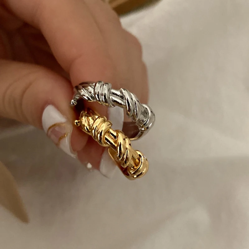 Vintage Metall Gold Farbe unregelmäßige Kurve Kreuz Twist Öffnung veränderbare Ring für Frauen Schmuck Finger Anillos Zubehör Geschenk