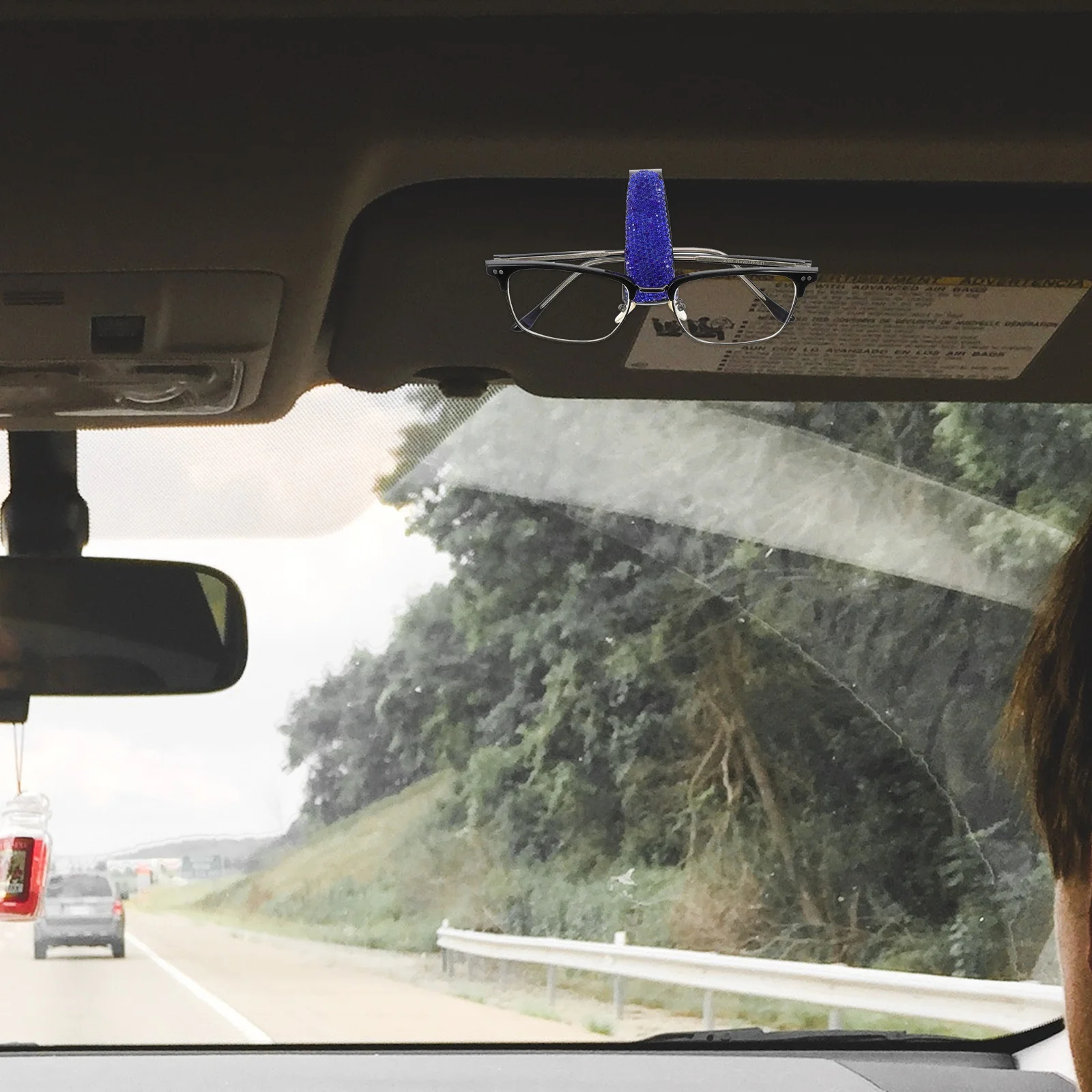 

Car Glasses Holder Rhinestone Decorated Secure Fit Non Blocking View Sunglass Organizer For Car Visor Clip Storage Auto