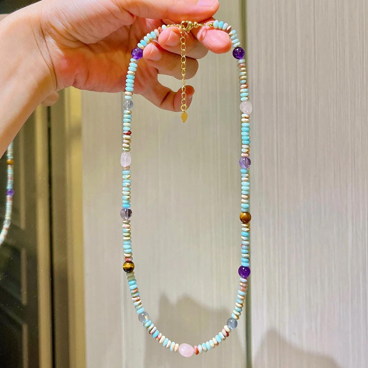 New Chinese retro color multi-gemstone amethyst tiger's eye powder crystal artificial calcite collarbone chain niche