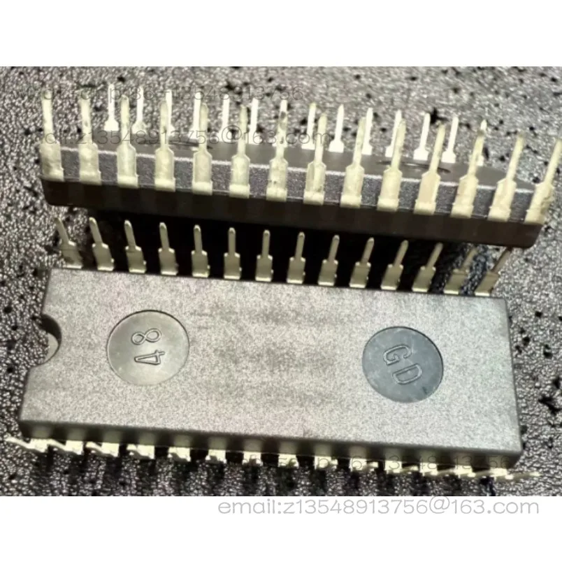 New PCM63P-K genuine disassembly PCM63P 20-bit monolithic audio digital analog IC chip