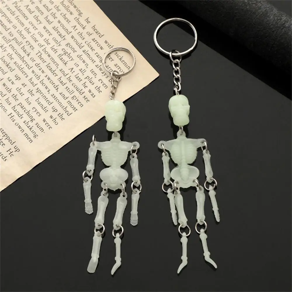 Luxury Gothic Accessories Punk Skull Fashion Multi-joint Jewelry Skeleton Keyring Luminous Keyring Car Keychains Skull Keychain