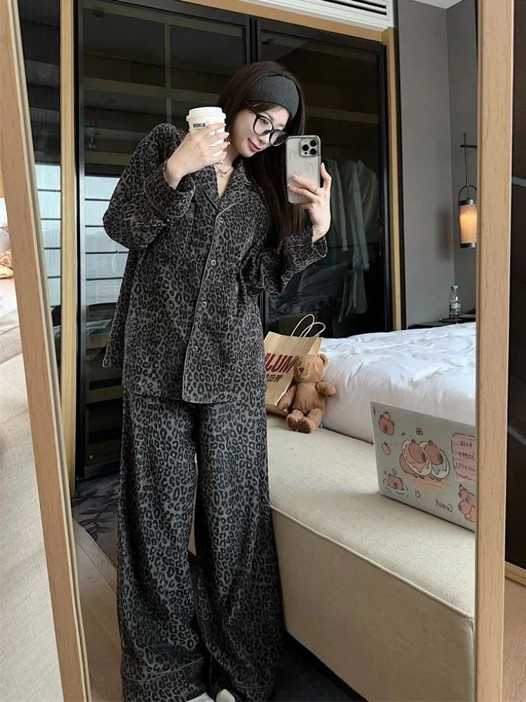 

couple loose long sleeved long pants home wear Autumn/winter vintage high-end luxury leopard print women's sleepwear set