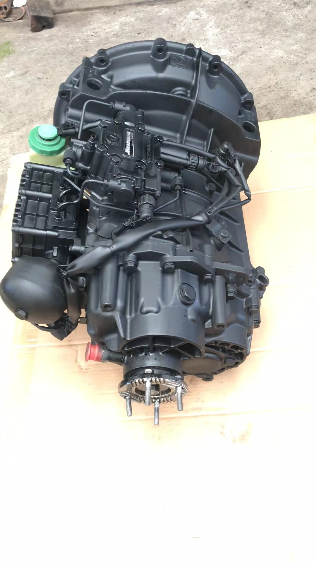 As peças do conjunto da caixa de engrenagens 6AS170 BO