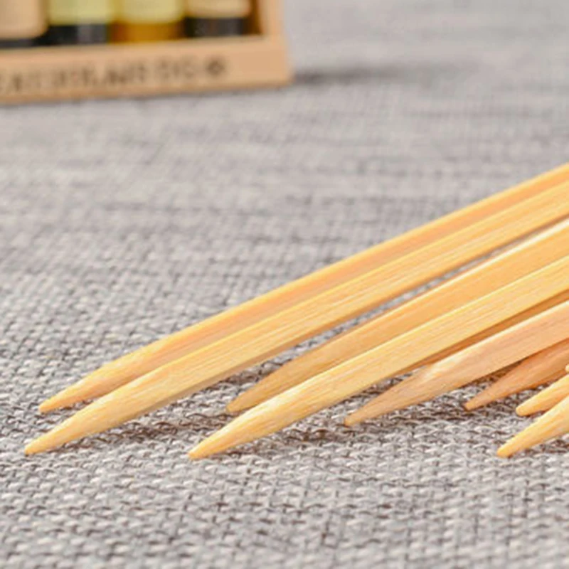 100 Pcs  Barbecue Bamboo Skewers 9Cm Natural Wood Barbecue Sticks Bamboo Skewers For Barbecue Parties, Meat And Fruit Skewers