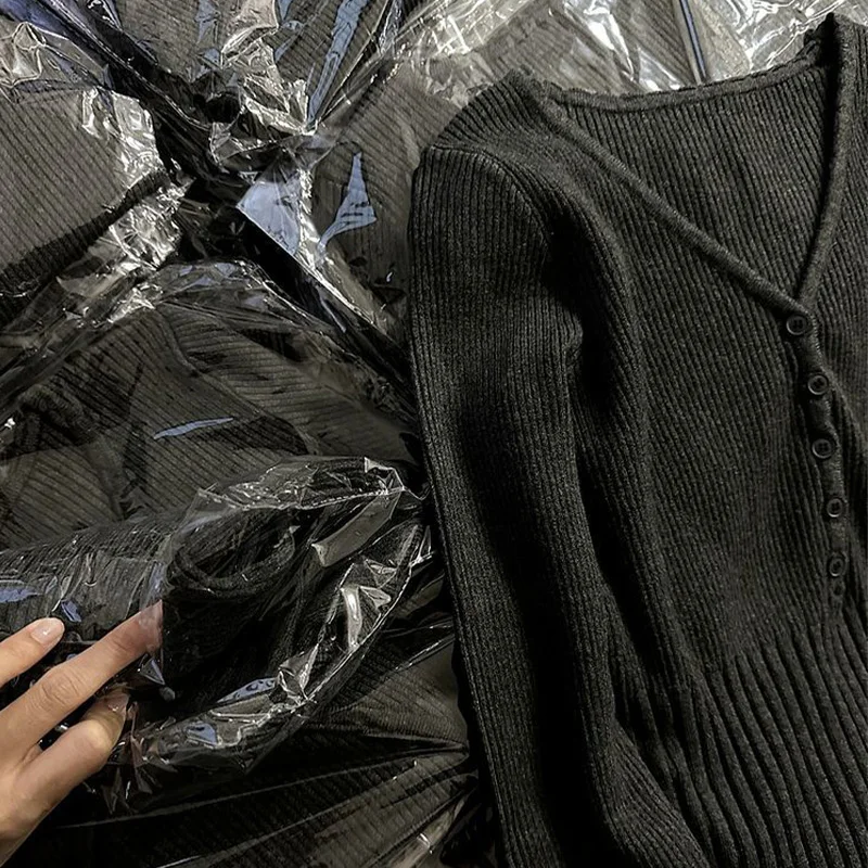 Version coréenne gris col en v tricoté chemise de Base pour les femmes printemps automne taille cintrée coupe ajustée pull haut à la mode femmes vêtements