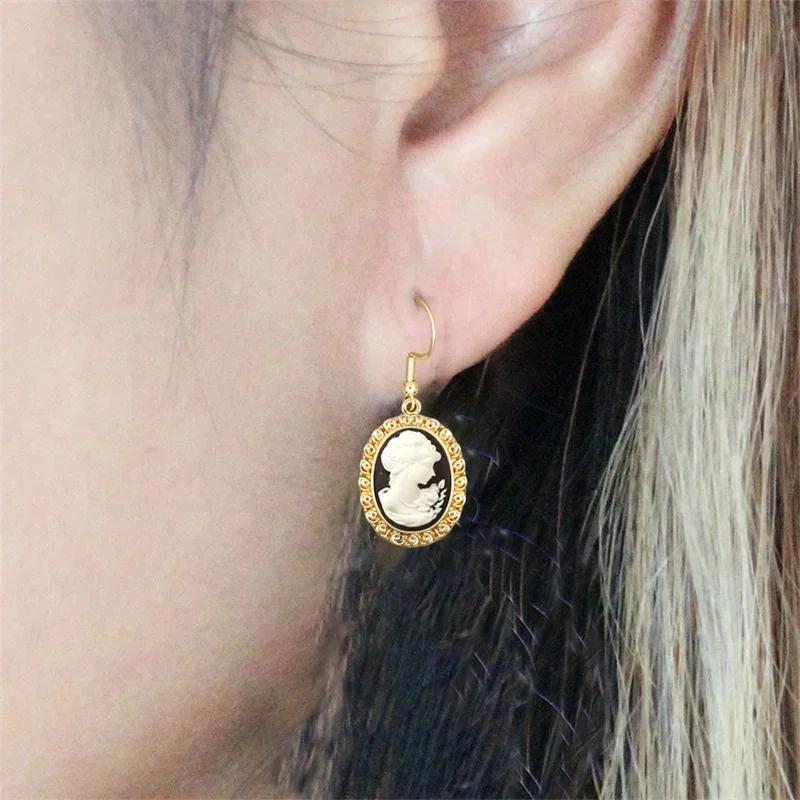 Snail Pendant 6 Colors Lady Queen Cameo Earrings For Women Gold Color Pink White Gray Blue Purple Cameo Fashion Earring