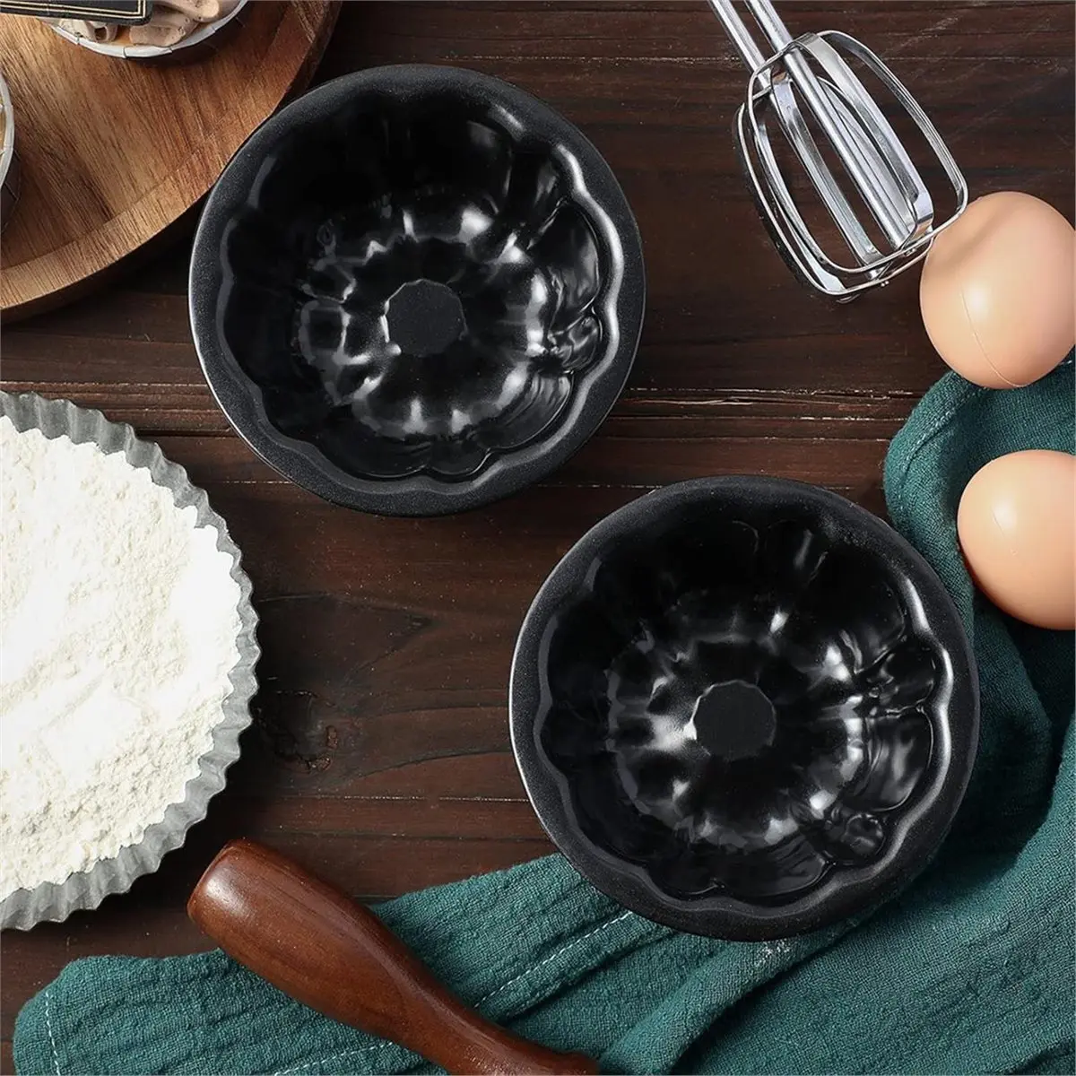 24pcs Carbon Steel Black Pumpkin Cake Mold, Household Baking Tray Baking Utensils, Donut Mold,Mini Cake Pan