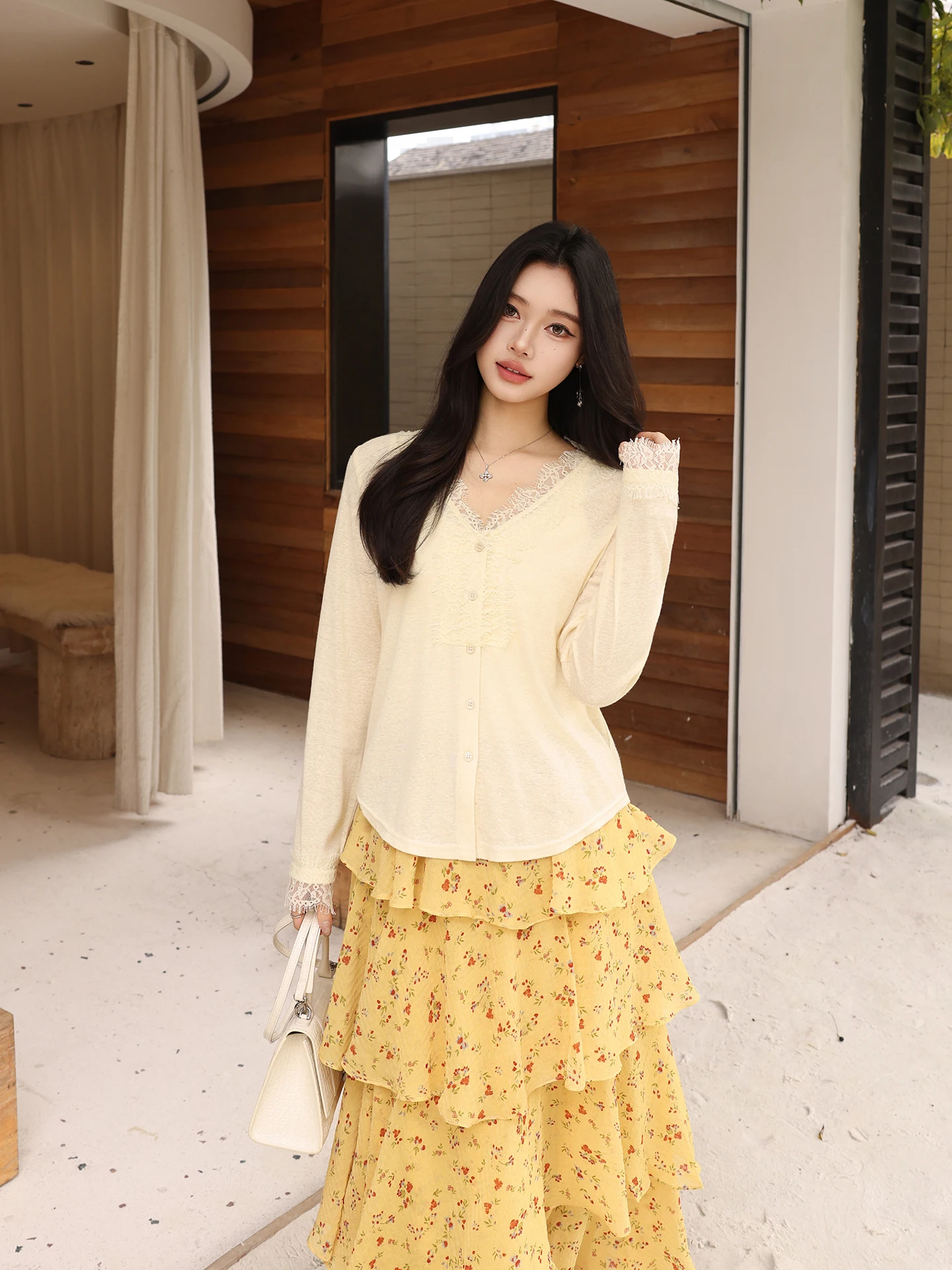 

Льняная кружевная повседневная рубашка Me Mango Flower: дышащий, универсальный, стройнящий кардиган с длинным рукавом и V-образным вырезом из полиэфирного волокна