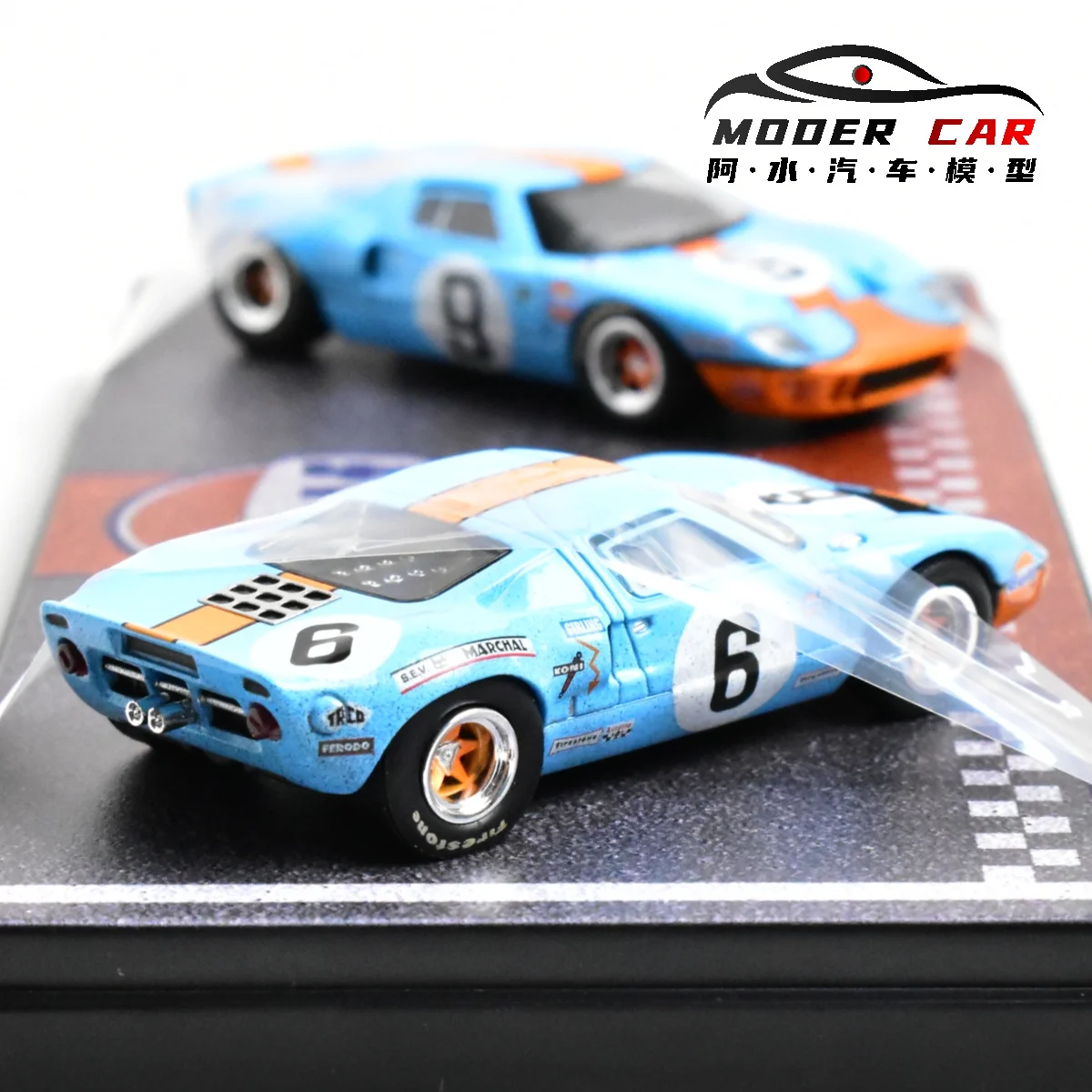 Zoom 1:64 GT40 Mk1 Gulf Diecast Model Car