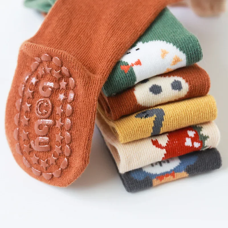 Chaussettes longues en coton pour bébés garçons et filles, au-dessus du genou, antidérapantes, mignonnes, dessin animé, bas pour enfants