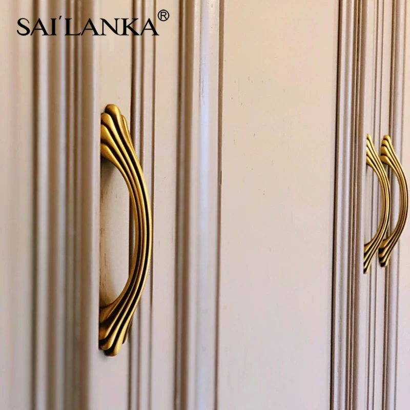 

SAILANKA European Retro Brass Cupboard Handles Bathroom Cabinets Drawer Knob Armario Guarda Roupa Kitchen Cabinet Storage Handle