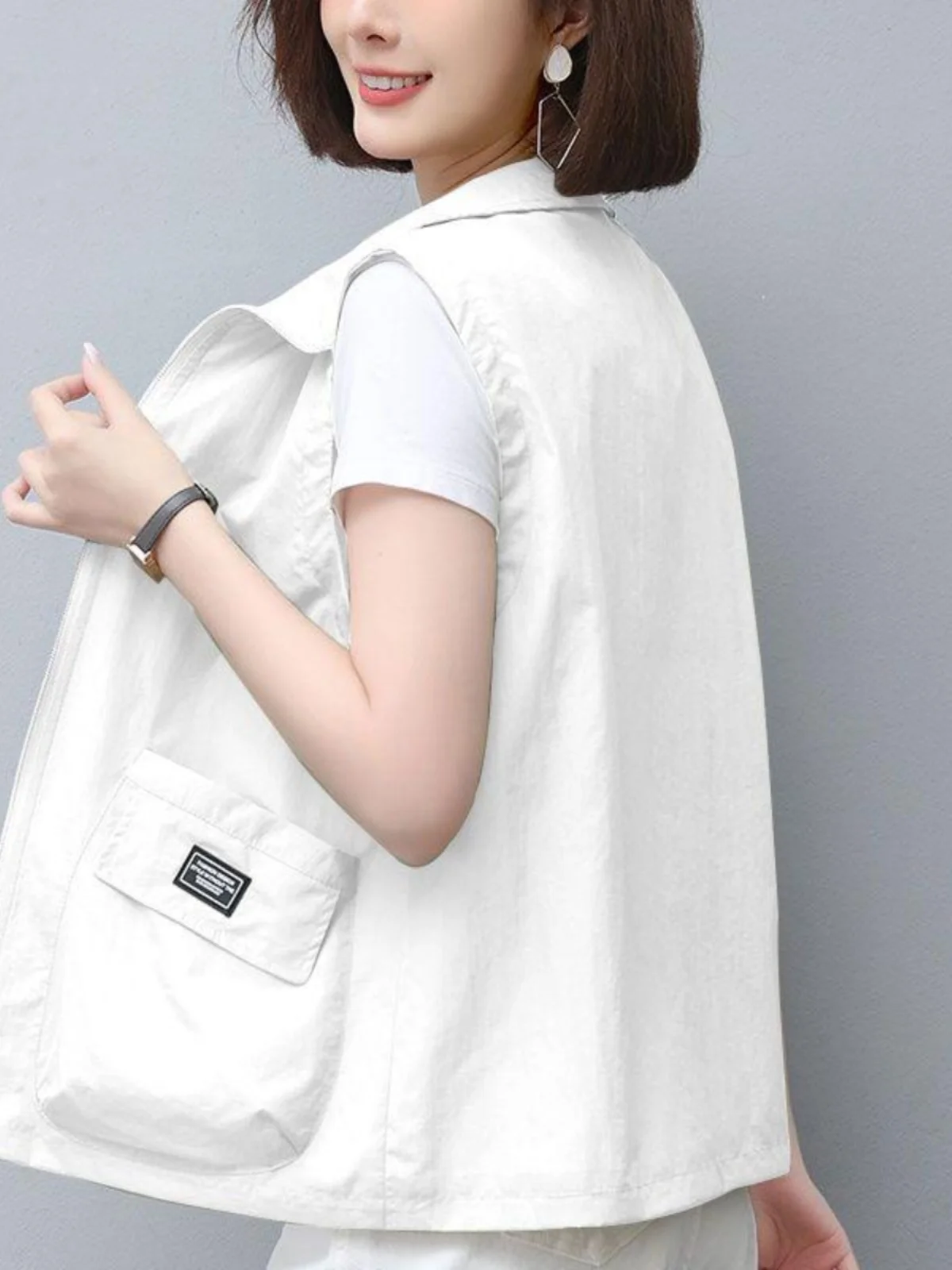 Slim Fit Large Size Sleeveless Jacket Thin Outerwear for plus Size Women Spring Season High Waist Korean Style Commute Wear