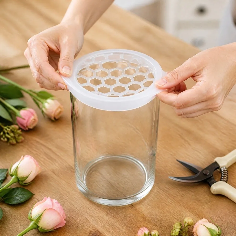 Stretchable Silicone Blossom Grid Washable Flexible Floral Stem Holder Reusable Silicone Flower Grid Vase Decoration