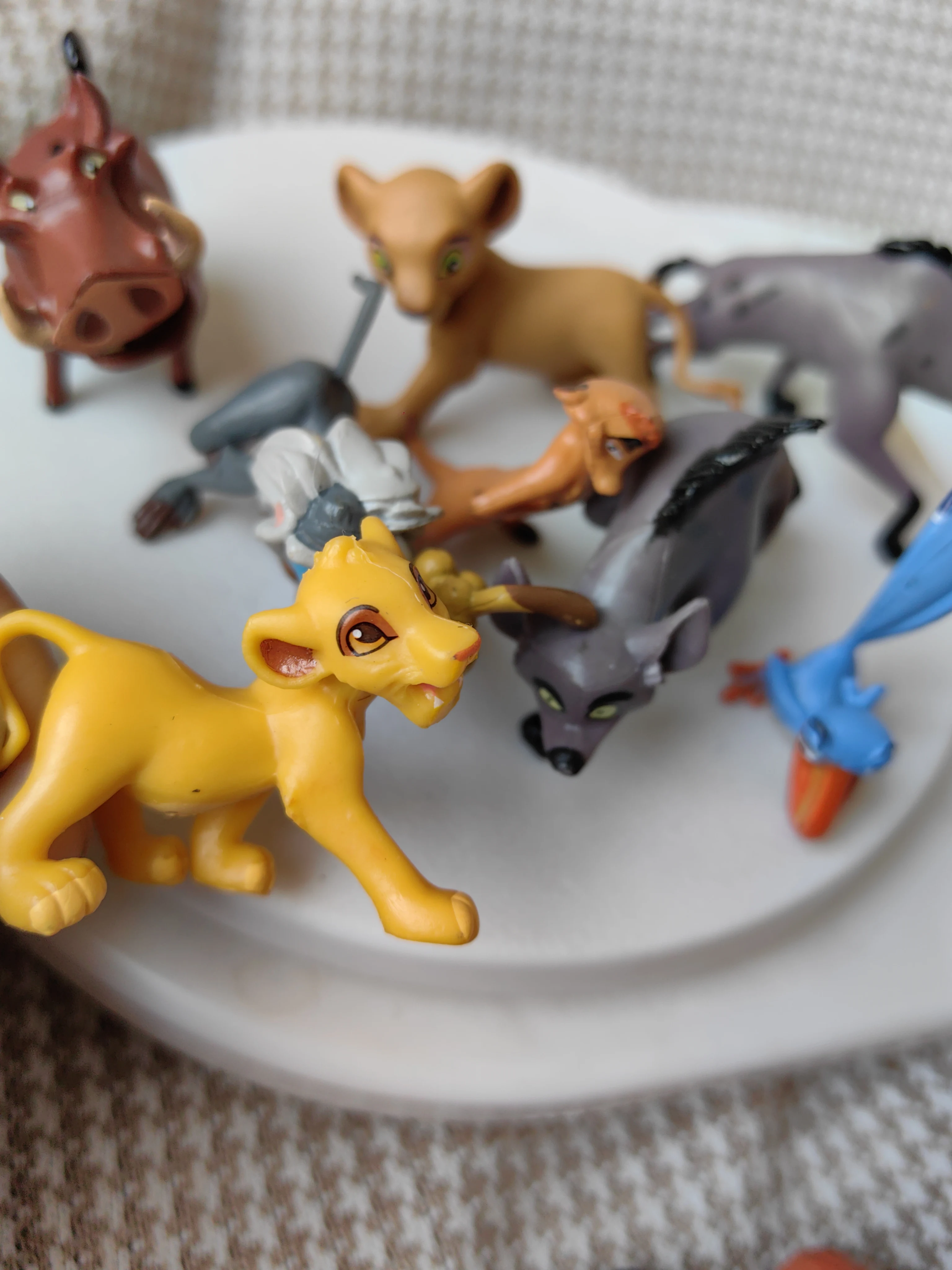 12PCs/lot Lion Simba Mufasa Kiara Pumbaa Timon Rafiki PVC Figures statue dolls Collectible model