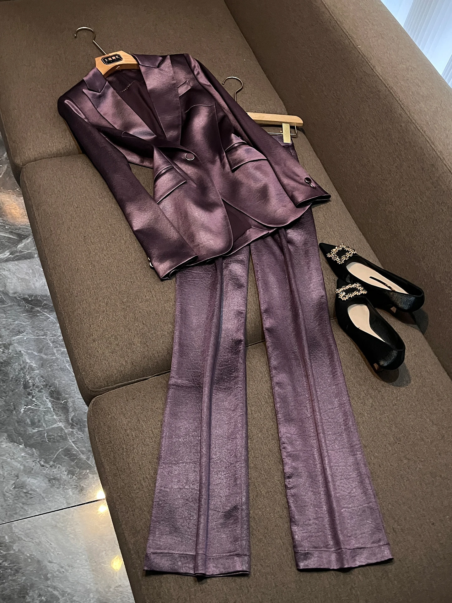 

Business Women's Slim Fit Acetate Satin Suit Set Work Uniforms Professional Career Fashion New Summer Collection P210