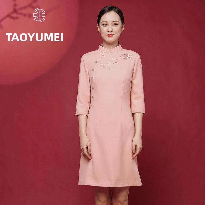 

Tao Yumei New Spring Embroidered iny Fiber Long Side Slit Collar Stand up Dr Ele Chinese Sle