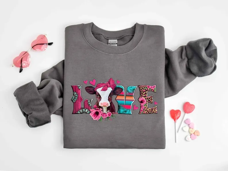 

Valentines Day Cow Love Day Shirts For Women , Lips Kiss Tee, Cute Valentine Shirt, Family Squad Christmas Mardi Gras Cat Dog