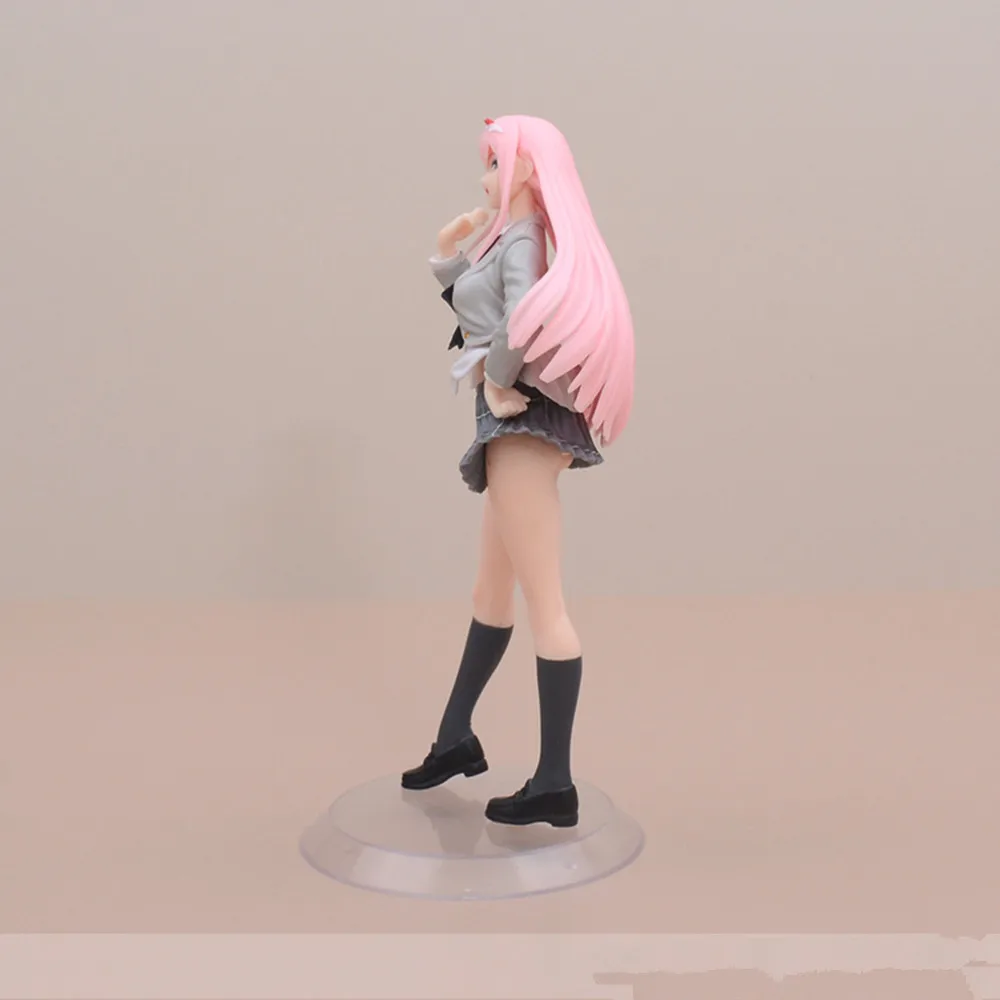 ESCURO na figura anime FRANXX, 02 ZERO DOIS, uniforme escolar, saia JK para vestir, modelo de brinquedo, estátua de PVC, presentes de aniversário, 18cm