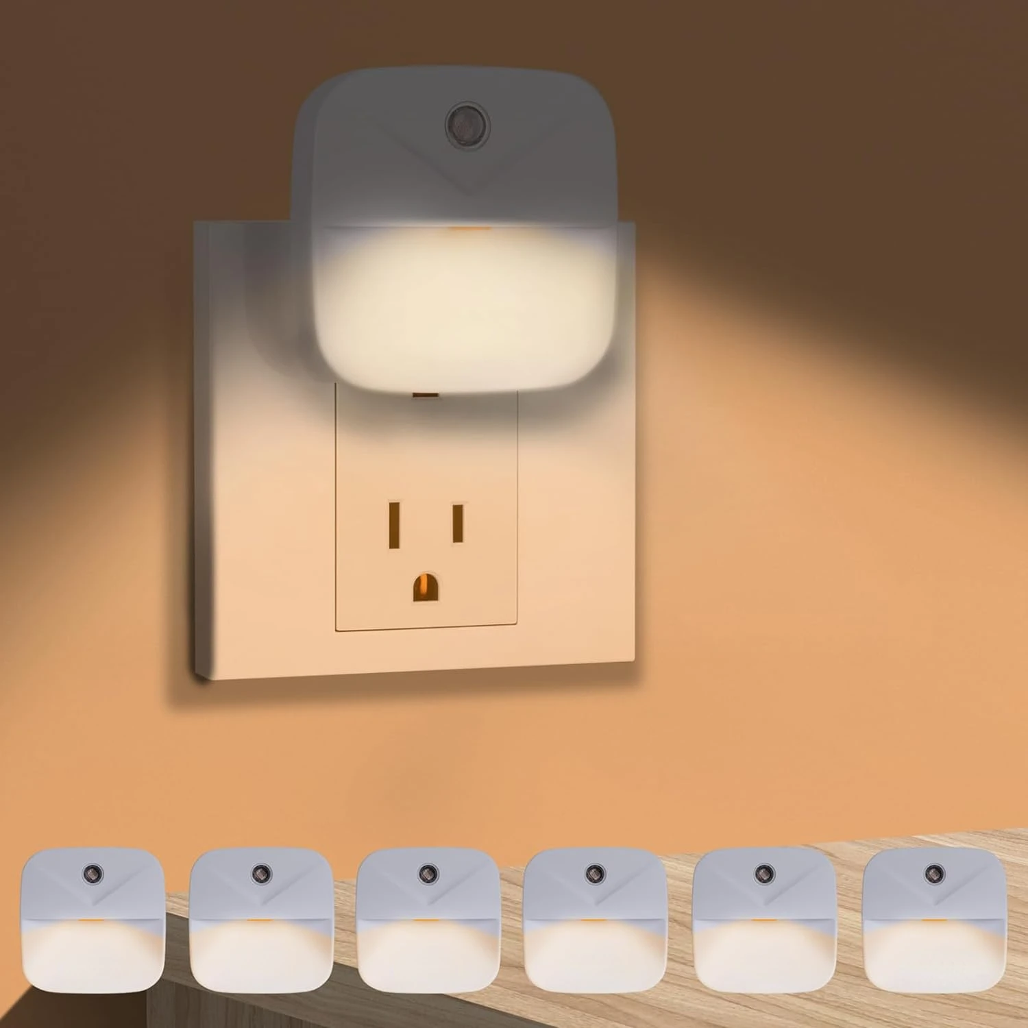 Strakke en elegante set van 6 compacte LED-nachtlampjes met warme, zachte gloed - Geavanceerde plug-in-technologie voor automatische schemering tot treuzelen