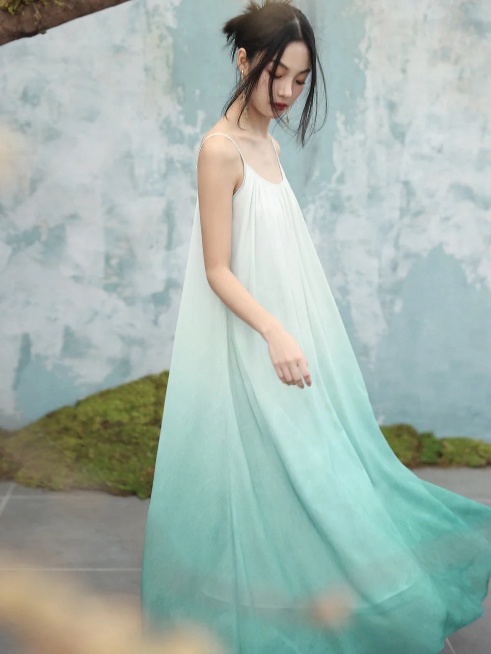 Water Blue Gradient Chiffon Loose Dress Two-Piece Shawl + Sling