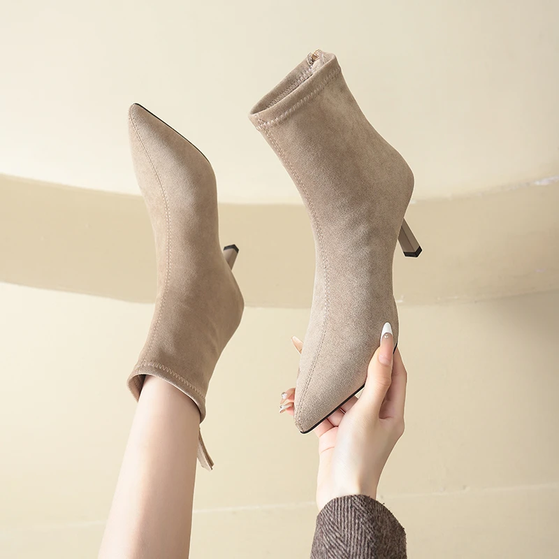 2025Vintage Scrub Stiletto Booties Fashion Pointed Toe Rear Zipper Non-Slip Wear-Resistant Heels